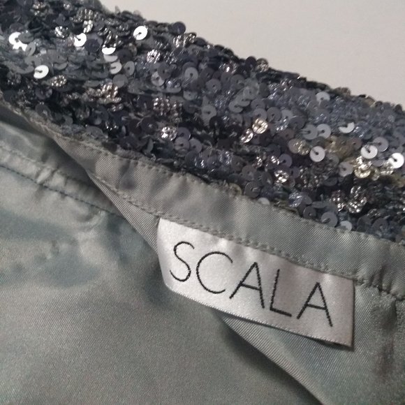 Size 4 Silver Homecoing\Party Dress - Picture 5 of 5